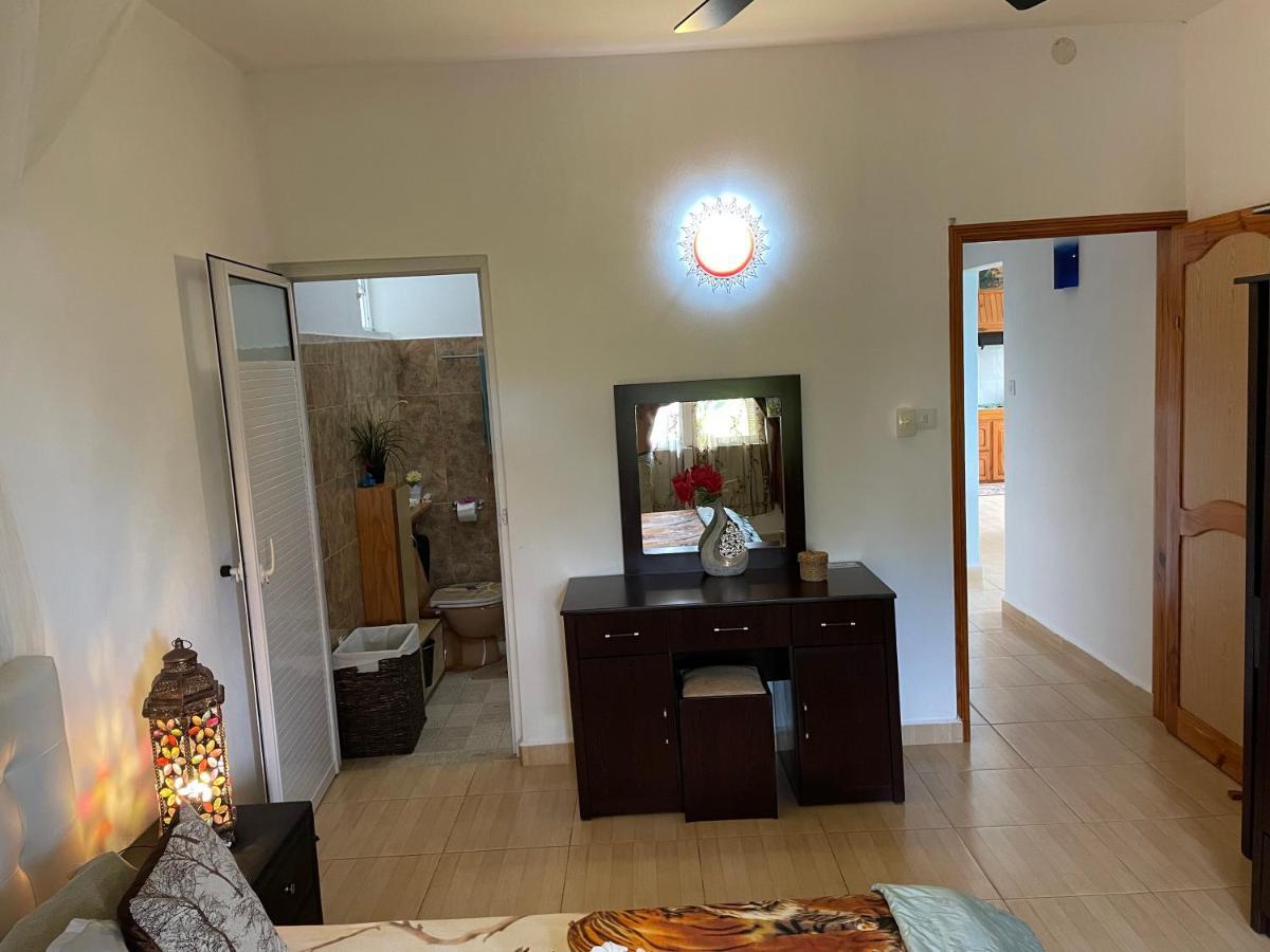 Panorama Villa ラ・ガウレット エクステリア 写真